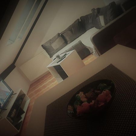 Apartment Paradise Čačak Esterno foto
