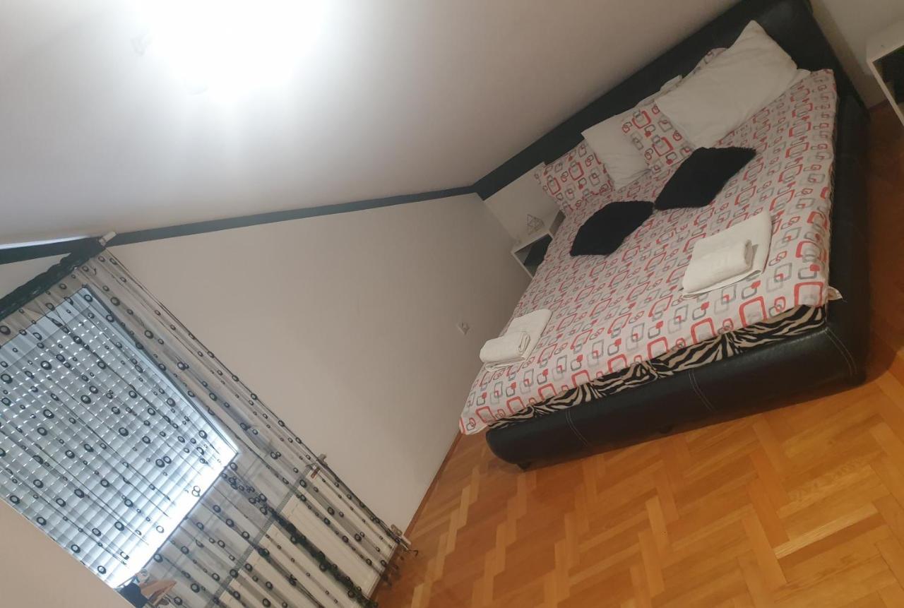 Apartment Paradise Čačak Esterno foto