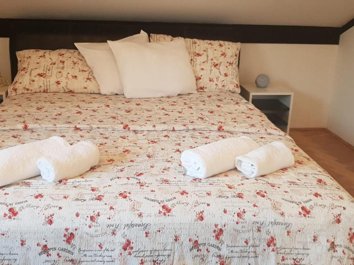 Apartment Paradise Čačak Esterno foto